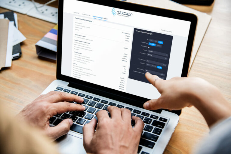 TaxCalc vises på laptop