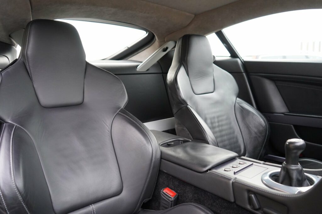 Aston Martin V8 Vantage Coupé